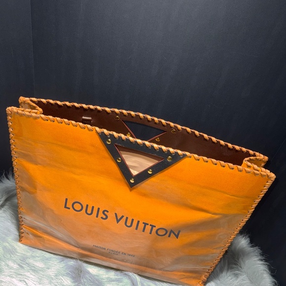 Authentic Louis Vuitton Shopping bag covered in PVC With Handles - Picture 3 of 8